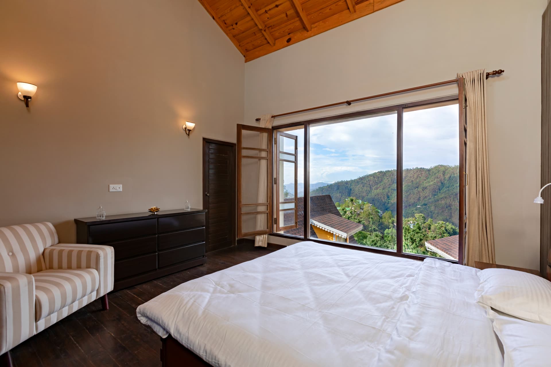 Orchard Chalet 3
